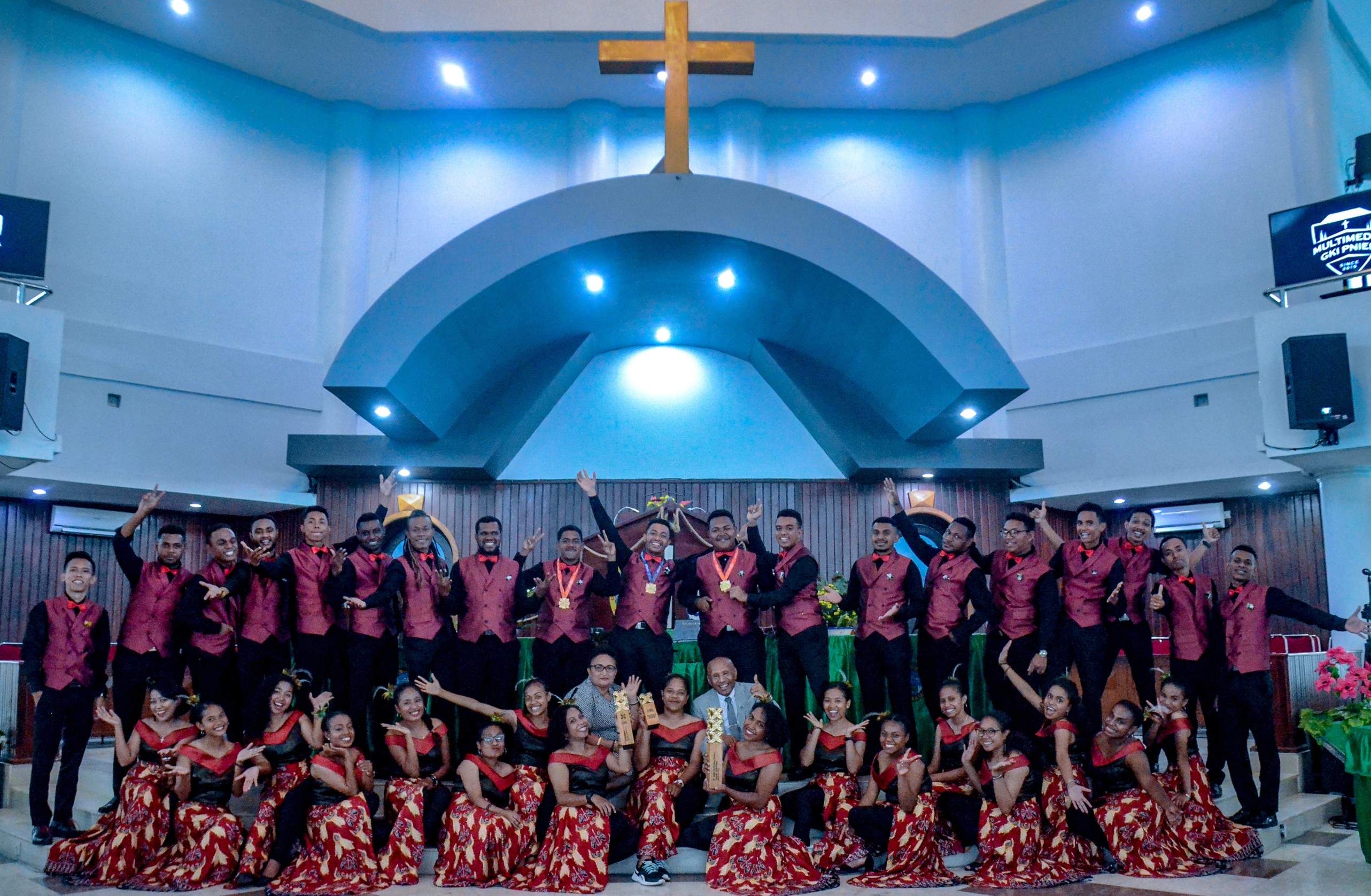 Galeri Pniel Choir Jayapura